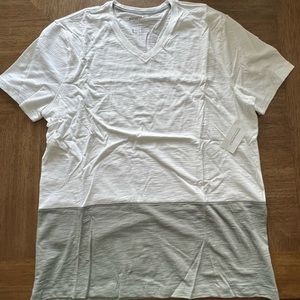 Mens Large Banana Republic t-shirt